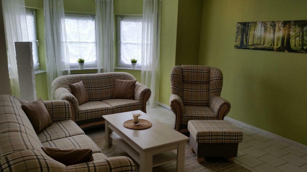 Ferienwohnung Rucksack-Bimbes Altendiez Bagian luar foto