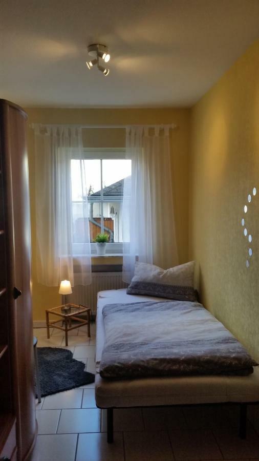 Ferienwohnung Rucksack-Bimbes Altendiez Bagian luar foto